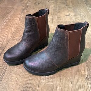 Sorel Joan of Arctic Wedge II Chelsea Bootie - Burro
